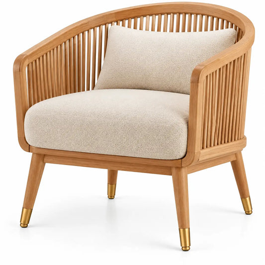 Fauteuil beige à dossier enveloppant ajouré et pieds dorés